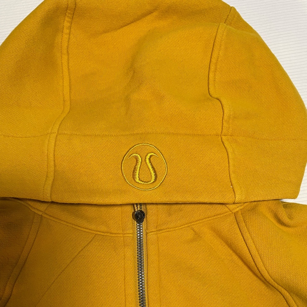 Lululemon gold full-zip hoodie, size 4, EUC - Picture 7 of 7